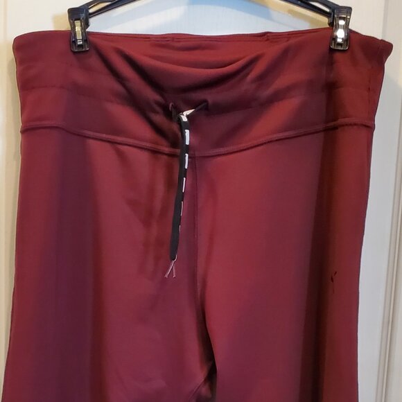 Puma Burgundy Joggers –Super cute! XL - Picture 1 of 7